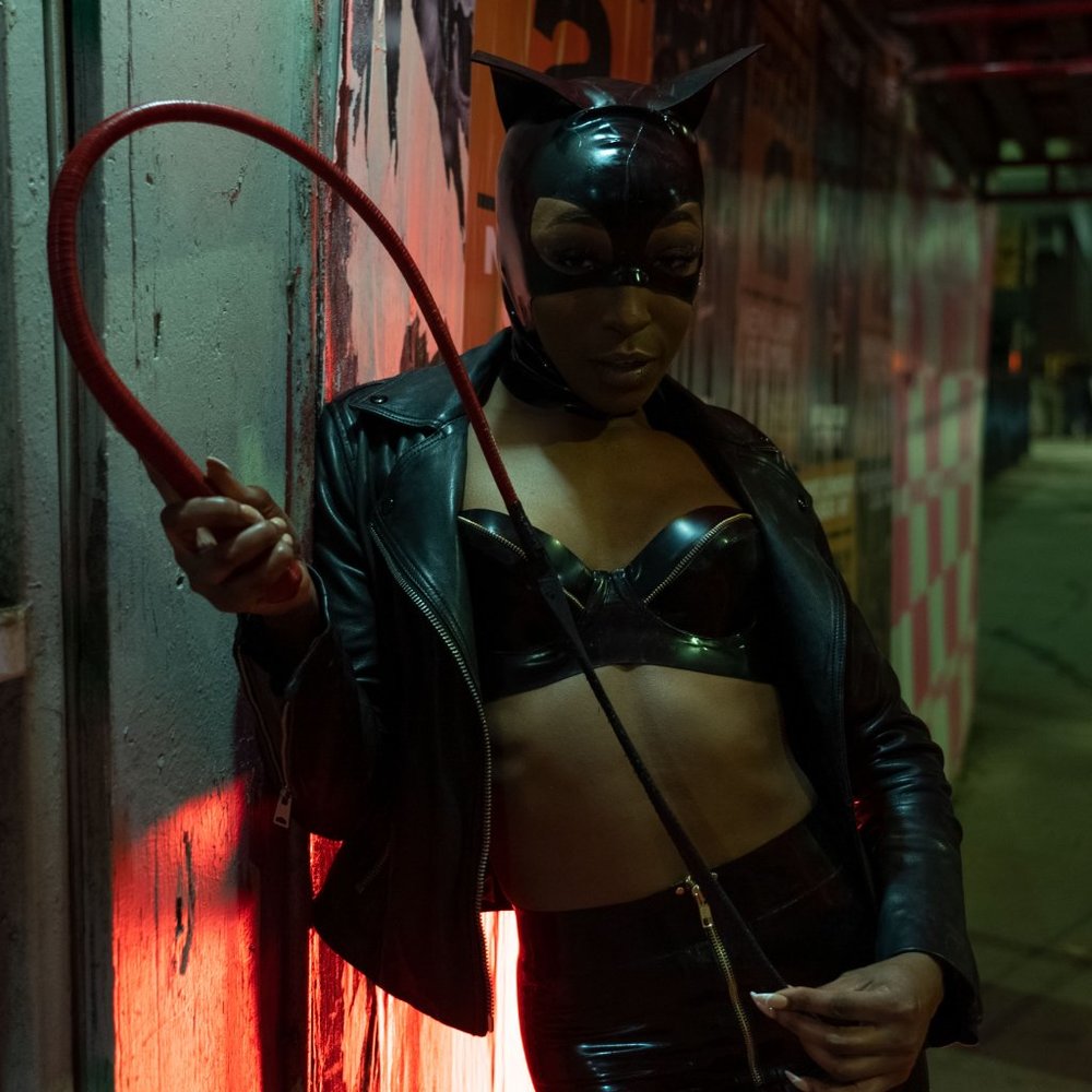 Latex Bra with Heavy Gold Hardware + Zip Buckle Design, 32B - Black - Custommade - Picture 5 of 6